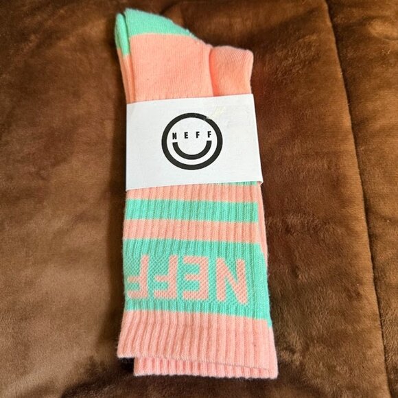 Neff Crew Socks - Picture 1 of 5
